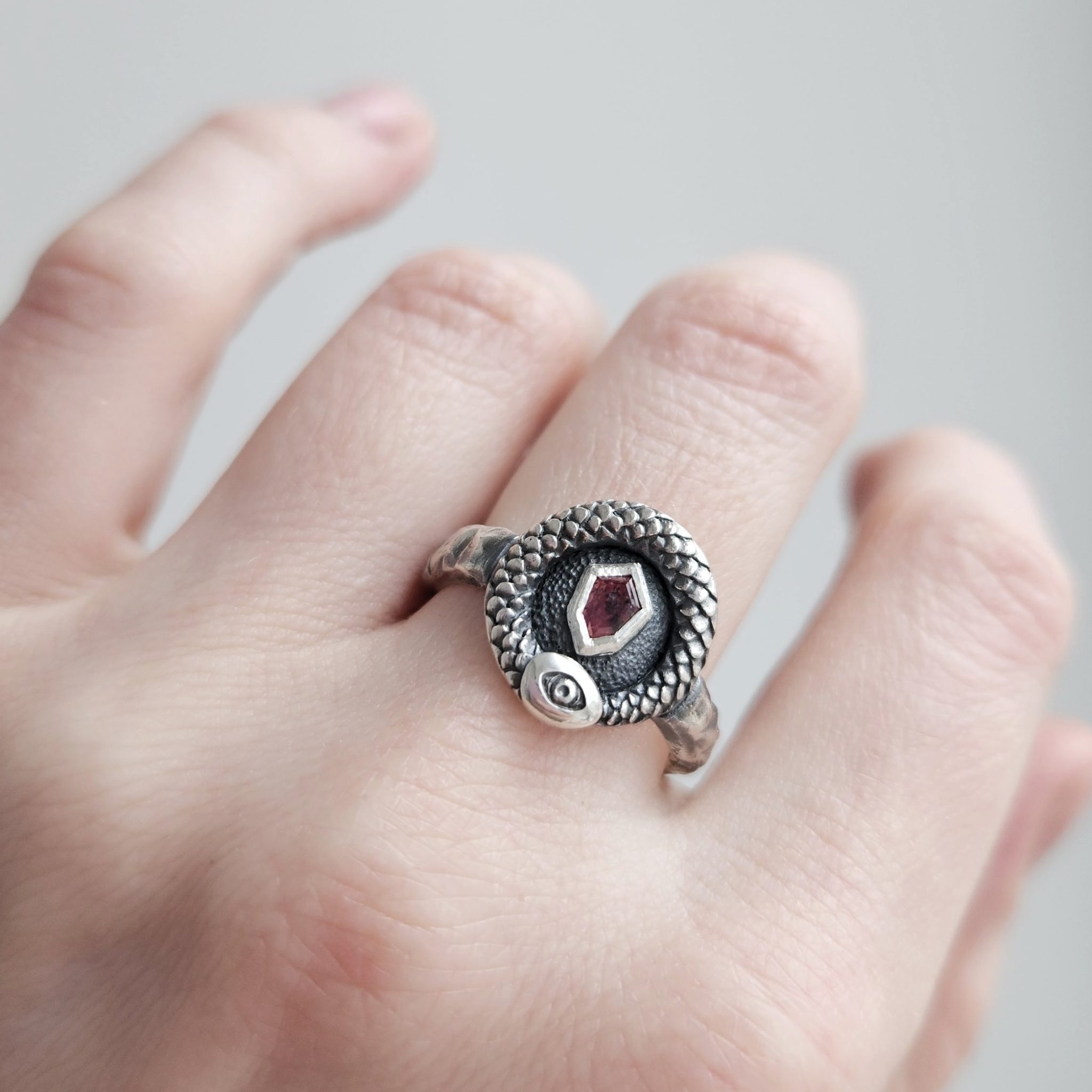 Ruby shield snake ring - US 7 1/2 - Image 5