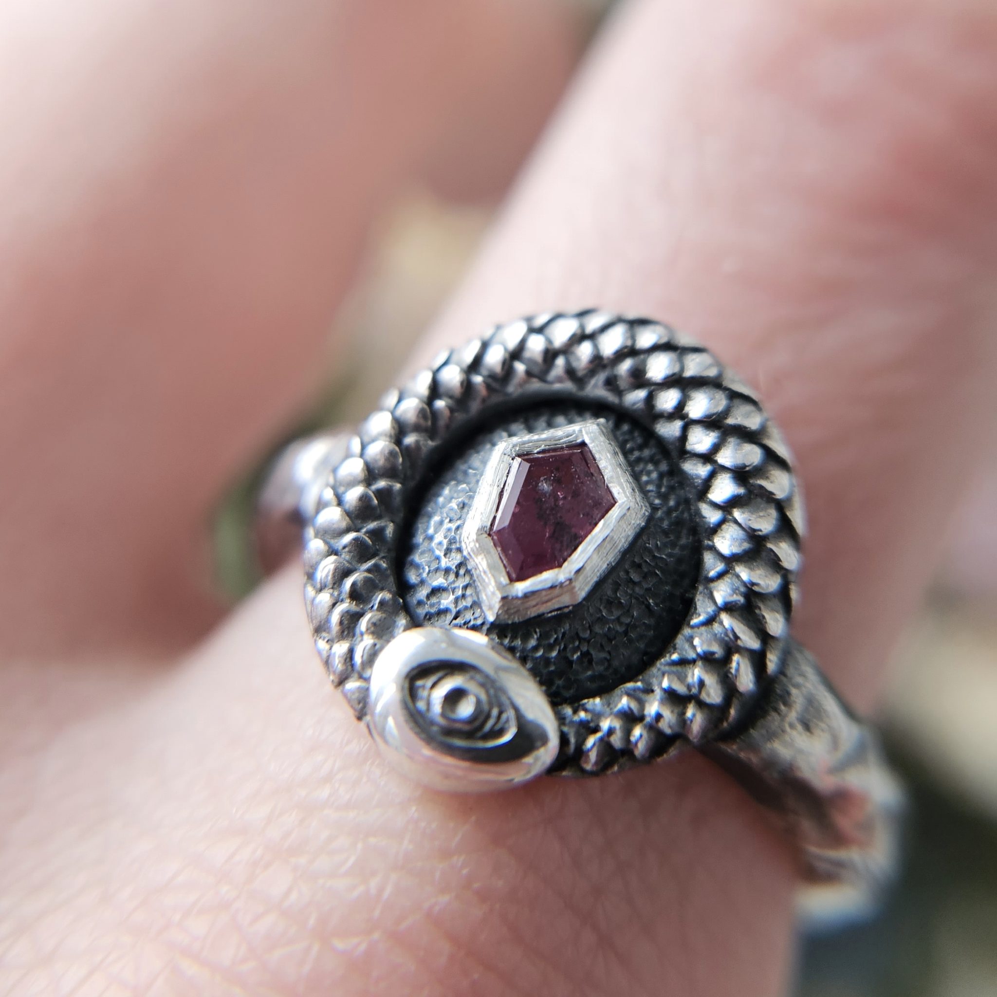 Ruby shield snake ring - US 7 1/2 - Image 6