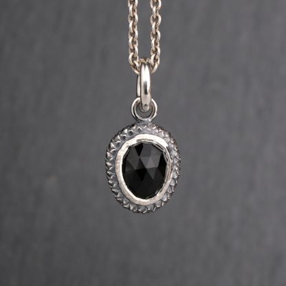 Snakeskin pendant with onyx