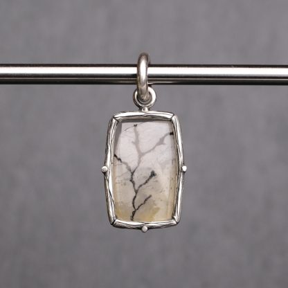 Dendritic quartz pendant - Image 3