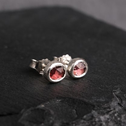 Zircon stud earrings I - Image 2