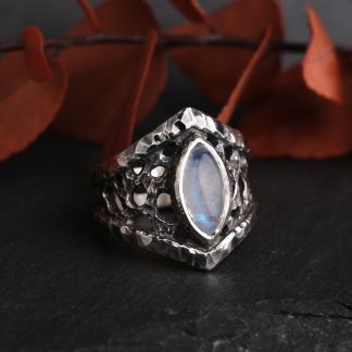 Membrane ring with moonstone - US 7 1/4 (17.5 mm)