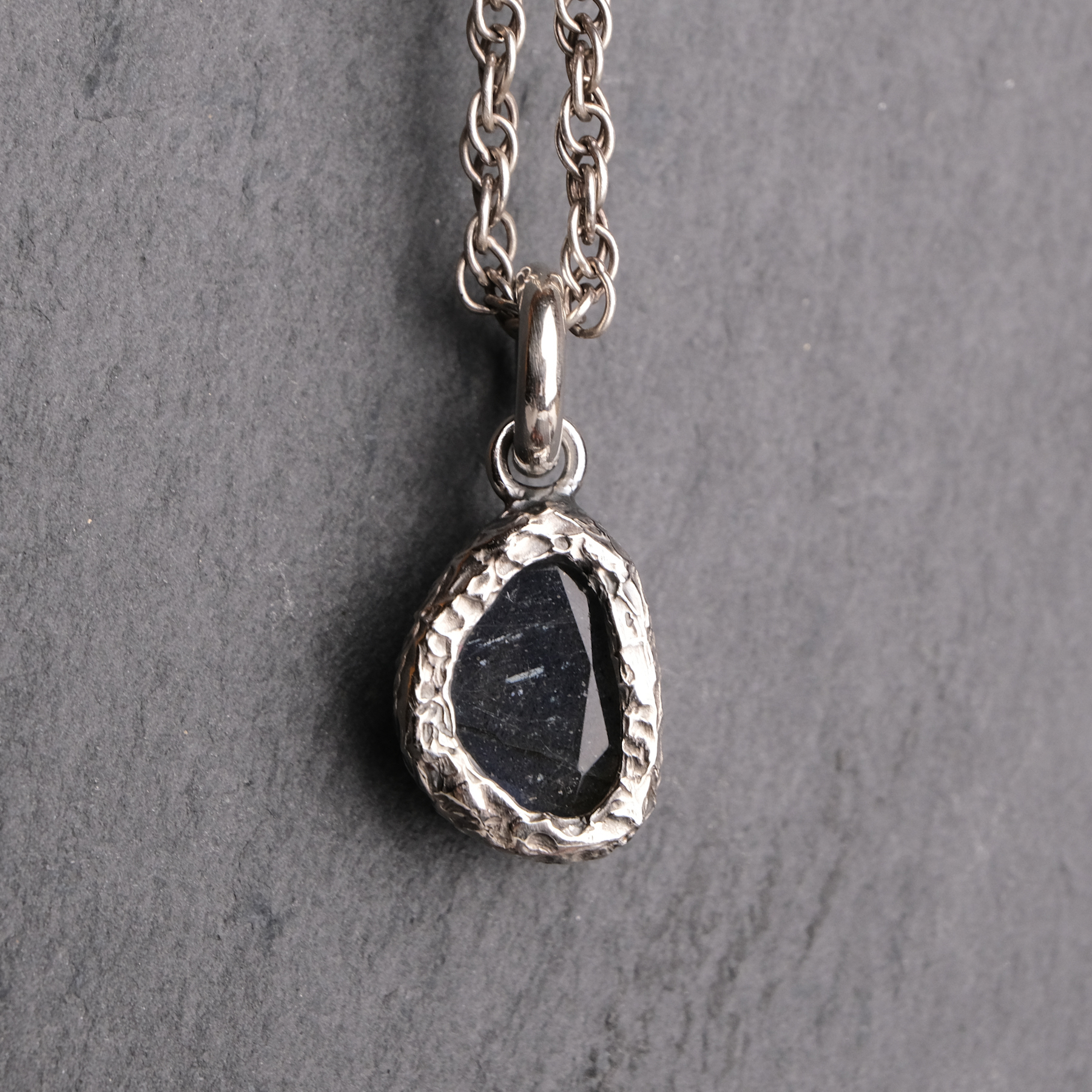 Labradorite pendant - Image 4