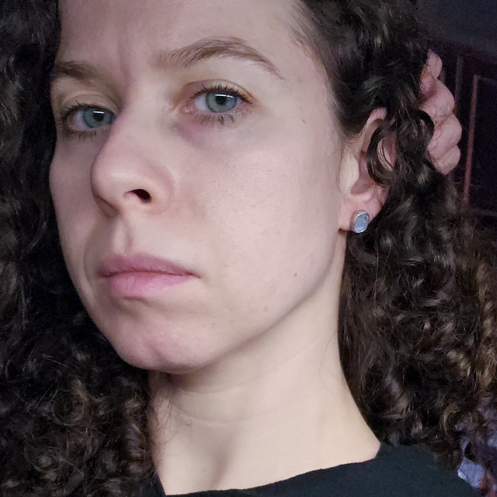 Moonstone stud earrings - Image 5